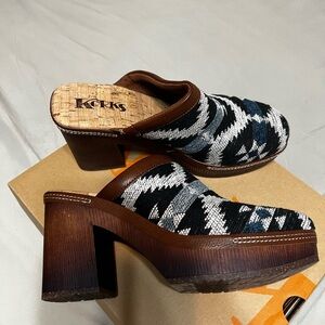 Kork-Ease Black and White Patterned Mules with Brown Accents